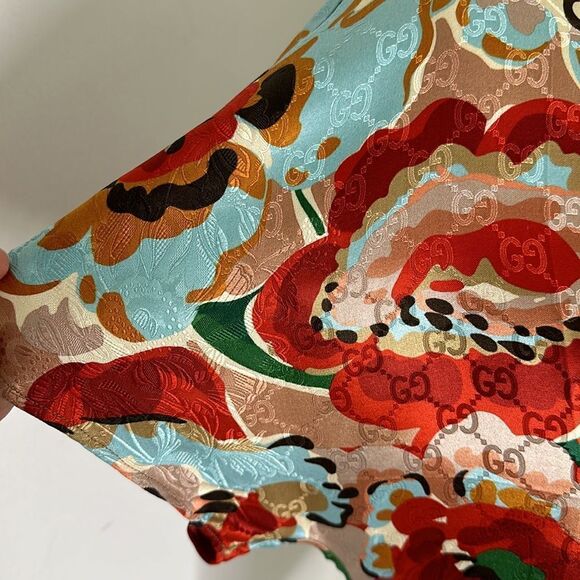 Gucci x Nojum Silk Floral Embossed Blouse - Picture 3 of 6